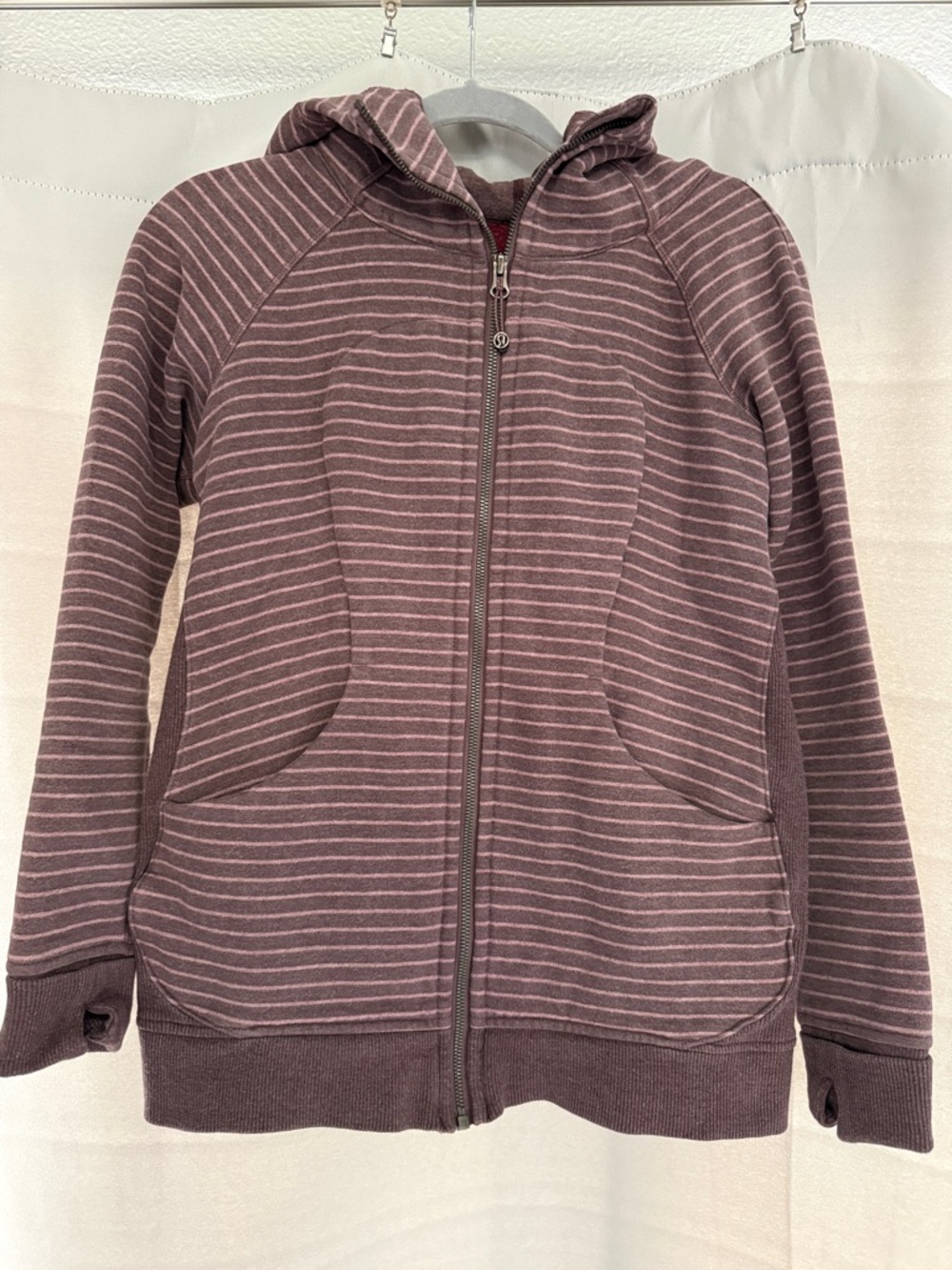 🍋Lululemon Purple/Pink Striped Scuba Size 8